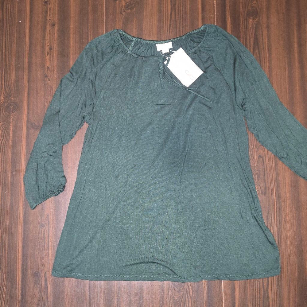 LuLaRoe Women's Hunter Green Debra Peasant Top - Size S